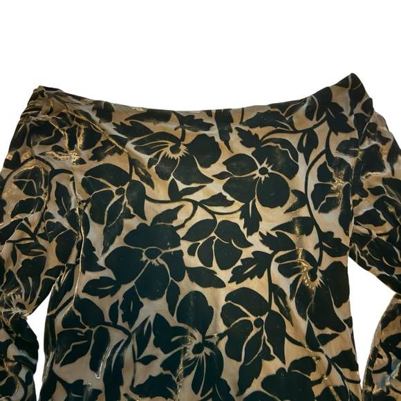 St.John Velvet Burnout Floral Boat Neck Black Top **Flaw sz L - Picture 3 of 11